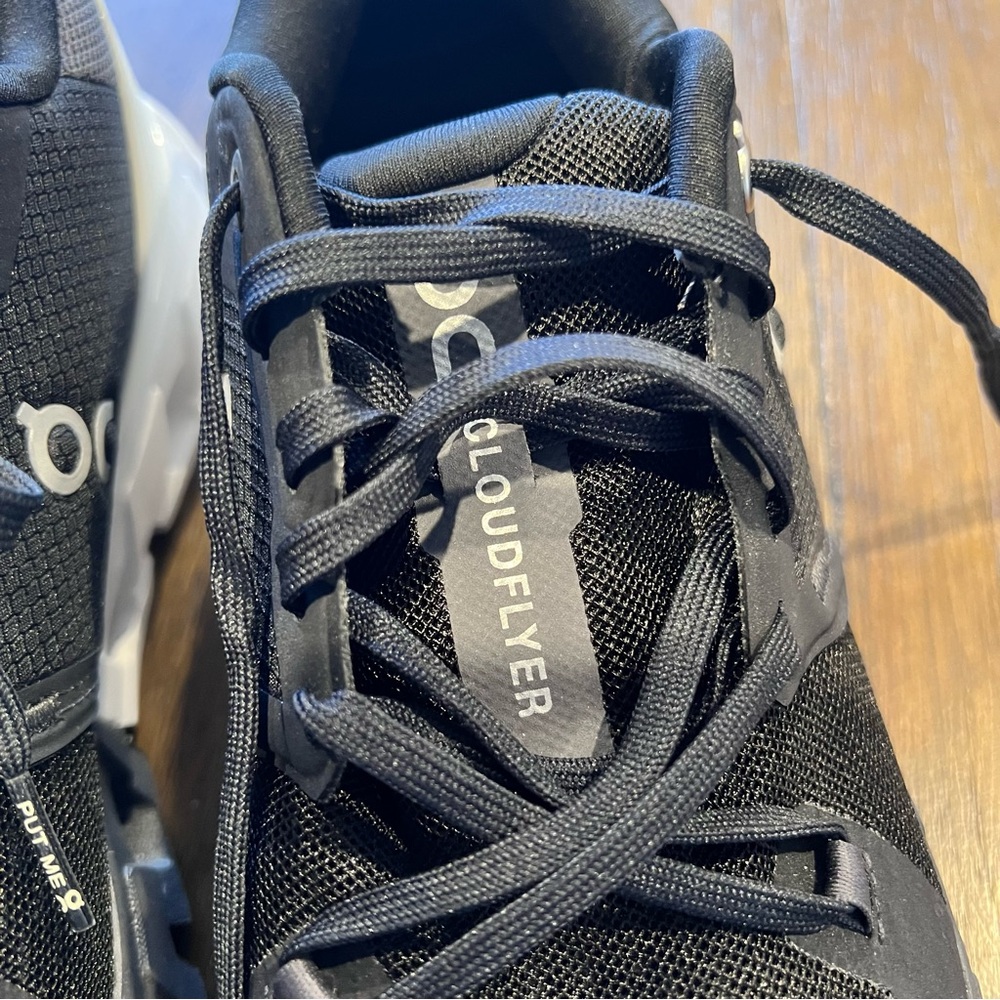 On Cloudflyer 4 Running Shoes | Black | Women's 8 - Picture 7 of 10